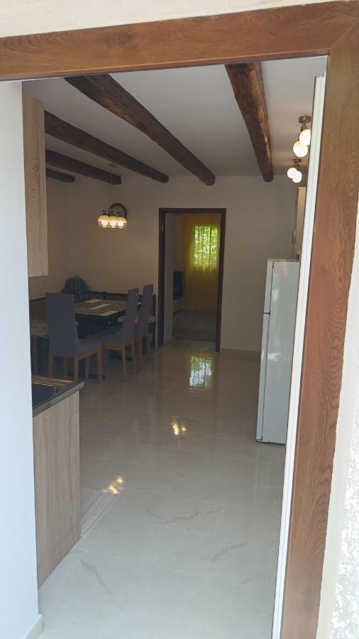 Apartment Dinka Kornić Dış mekan fotoğraf