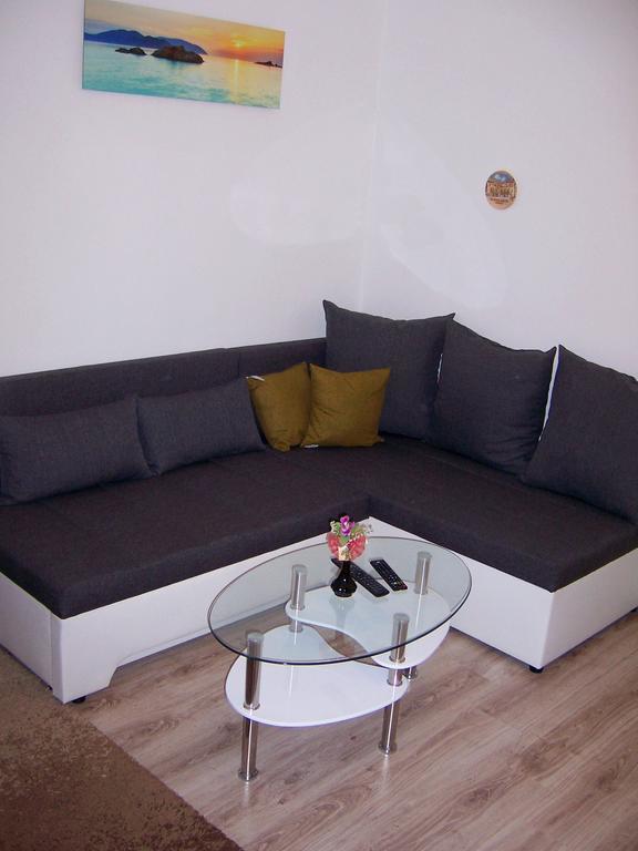 Apartment Dinka Kornić Dış mekan fotoğraf